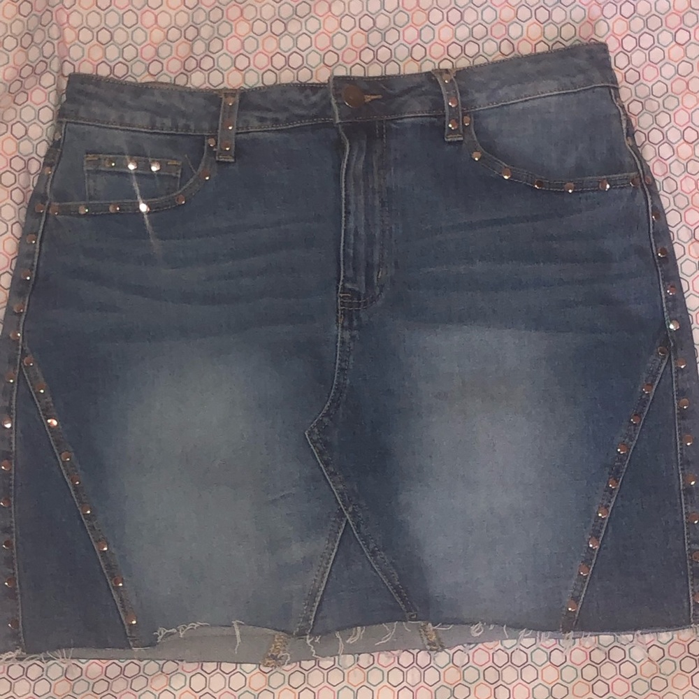 Sold  Mini Skirt Size XL : Fashion Nova